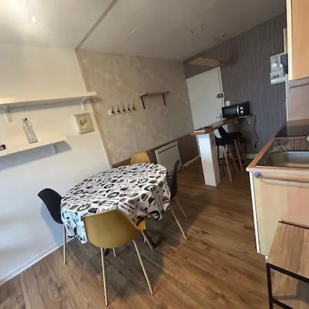 Apartment Au Bord De La Avec Parking A - Fr-1-652-55 *