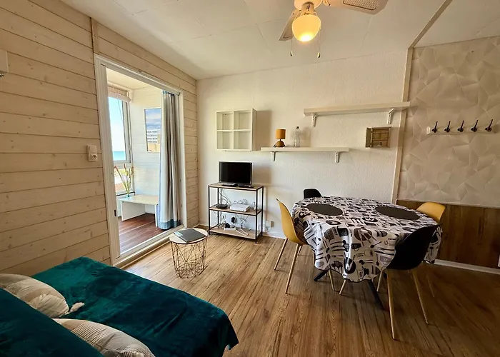 Appartement Au Bord De La Avec Parking à - Fr-1-652-55 *